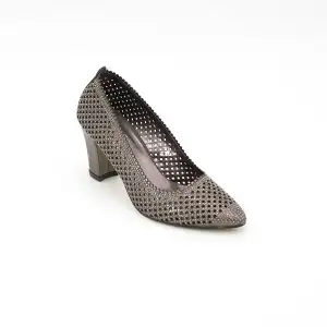 GRB Klasik Bayan Ayakkabı Platin Zımbalı