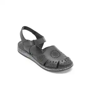 1013 İZZ Hakiki Deri Bayan Sandalet Siyah