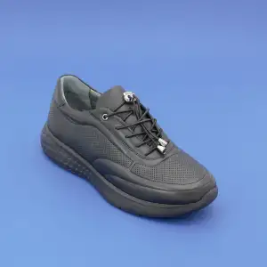 111 YVZ Hakiki Deri Bayan Ayakkabı Siyah