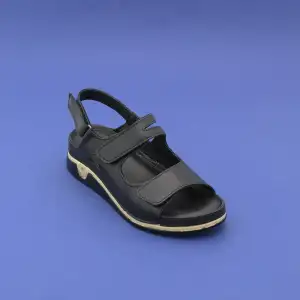 EKN M02 Hakiki Deri Bayan Sandalet Siyah