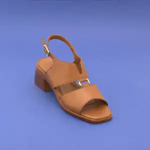 İZZ 12122 Hakiki Deri Bayan Sandalet 6 cm Taba