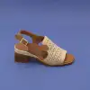 İZZ 12104-1 Hakiki Deri Bayan Sandalet 6 cm Bej