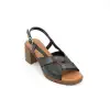 İZZ 13106 Hakiki Deri Bayan Sandalet 6 cm Siyah