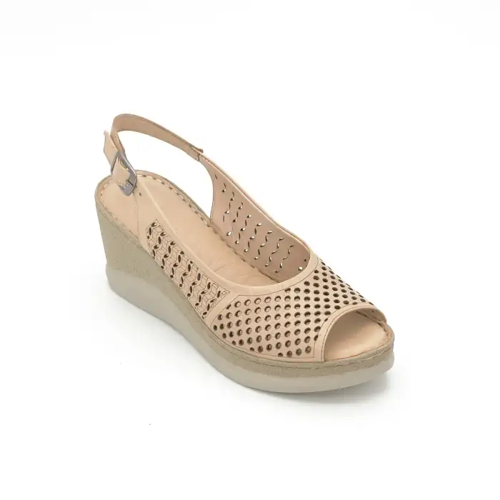 183 EKN Hakiki Deri Bayan Sandalet Bej