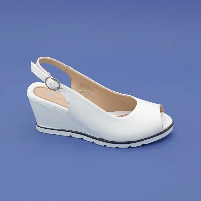 32002 PKR Hakiki Deri Bayan Sandalet Beyaz