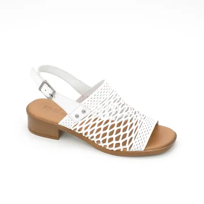 6001 IZZ Hakiki Deri Bayan Sandalet Beyaz