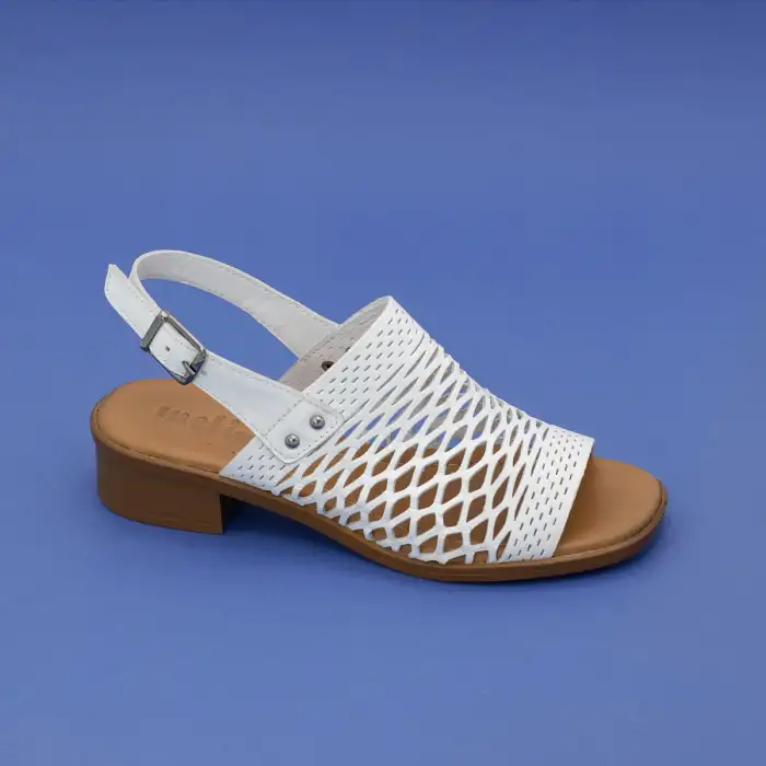 6001 IZZ Hakiki Deri Bayan Sandalet Beyaz