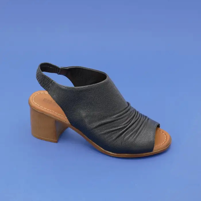 609-1 IZZ Hakiki Deri Bayan Sandalet Siyah