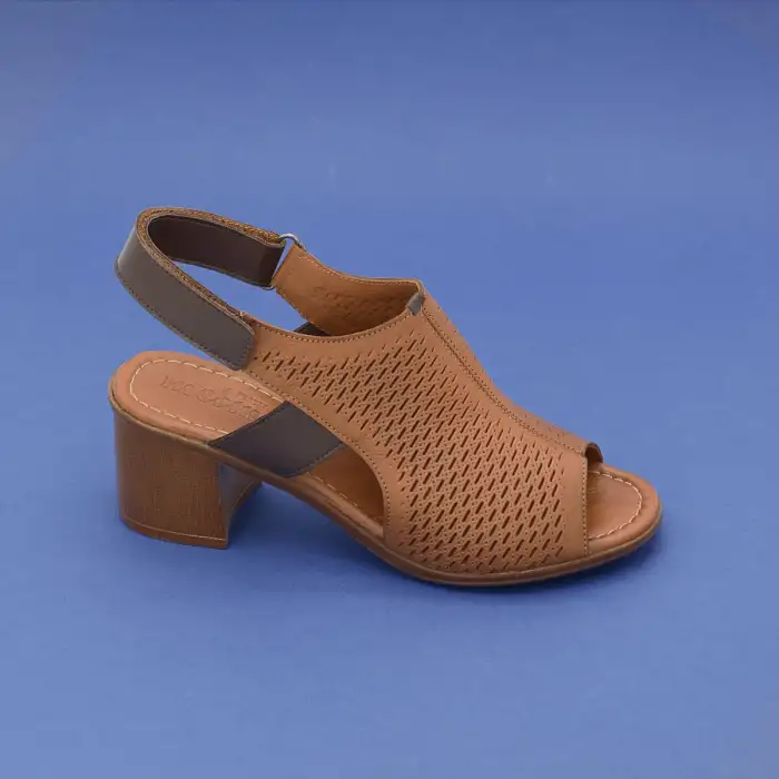 647 IZZ Hakiki Deri Bayan Sandalet Taba