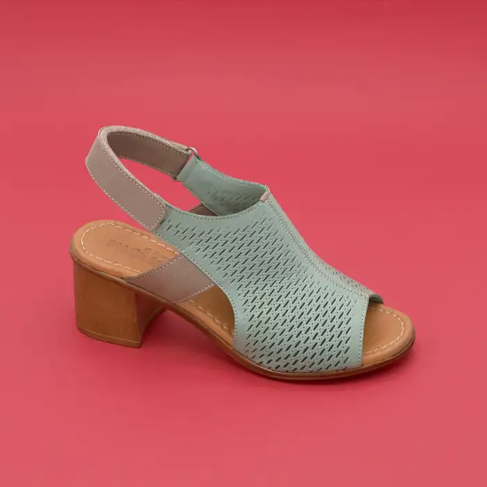 647 IZZ Hakiki Deri Bayan Sandalet Yeşil