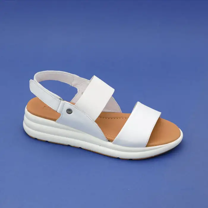 8208 IZZ Hakiki Deri Bayan Sandalet Beyaz