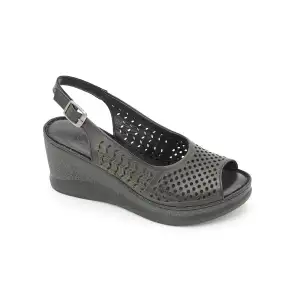 183 EKN Hakiki Deri Bayan Sandalet Siyah