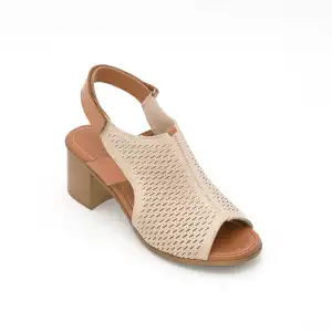 647 IZZ Hakiki Deri Bayan Sandalet Bej