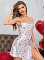 Kadın Beyaz Fuşya Kalp Desenli saten Gecelik 2219