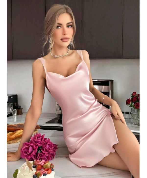 Kadın Saten Askılı Dantel Detaylı Gecelik - Pudra Pembe 2224