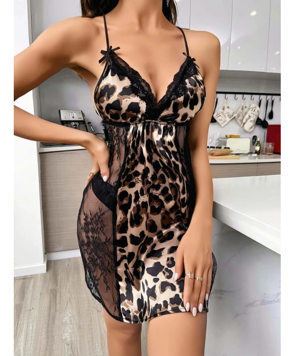 Kadın Siyah dantel Detaylı Leopar saten Gecelik 2223