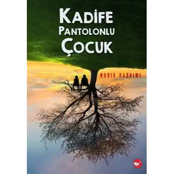 Kadife Pantolonlu Çocuk