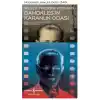 Damoklesin Karanlık Odası (Ciltli)