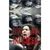 Bir Ay İki Çiçek