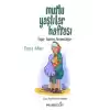 Mutlu Yaşlılar Haftası - Özgür, Yaşlılara Yardım Ediyor