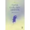 Tahta Kapıların Ardında