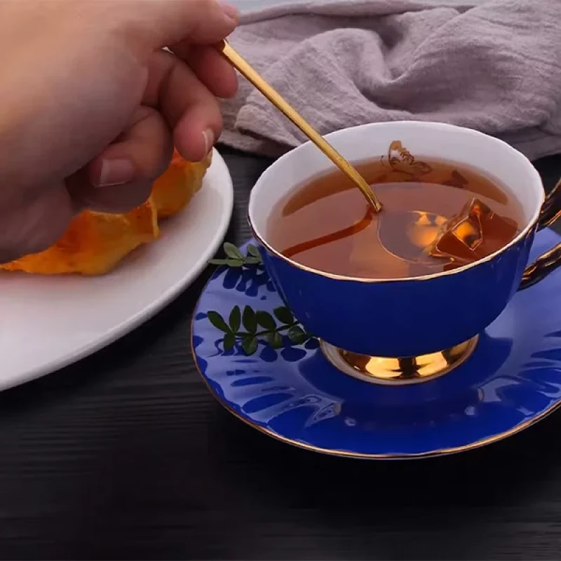 6 Lı Parlak Gold Tatlı Kaşığı Seti