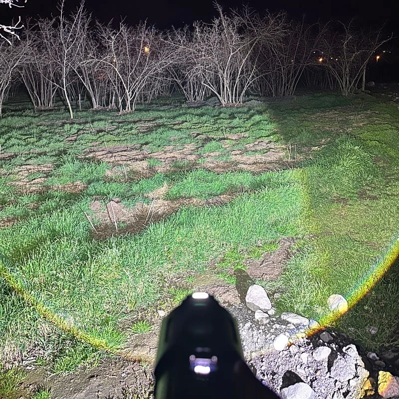 6000 Lümen 60w Profesyonel El Feneri 12.000 Mah Powerbank Özellikli Zoomlu Metal Gövde