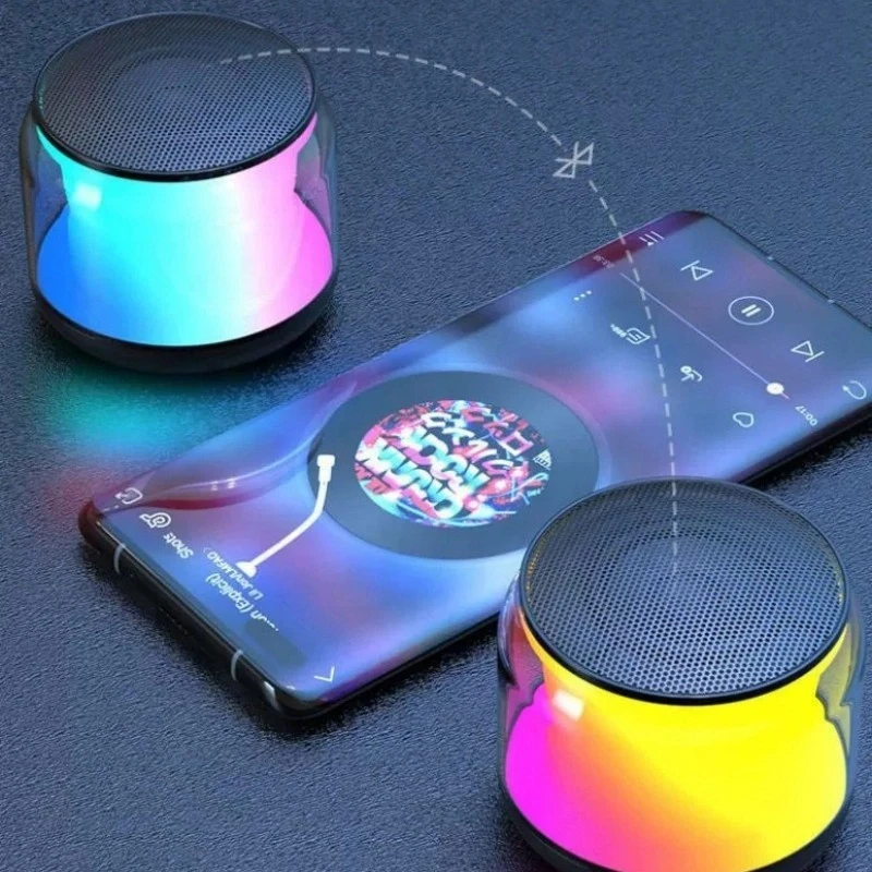 Güçlü Baslı Mini Bluetooth Hoparlör 15 Saat Çalma Süresi RGB Renkli Ledli Parti Hoparlörü