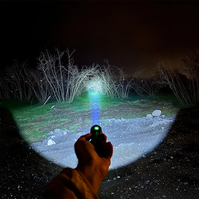 20W 1200 Lümen Profesyonel El Feneri 6000 Mah Metal Gövde Kompakt Tasarım