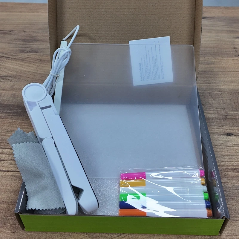 Led Işıklı Yazı Çizim Tahtası 20 x 20 cm 7 Kalem ve Stant Hediyeli Neon Işıklı Eğitici Not Tahtası