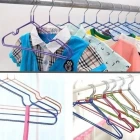 Renkli Metal 5 Li Askı Yumuşak Plastik Kaplamalı