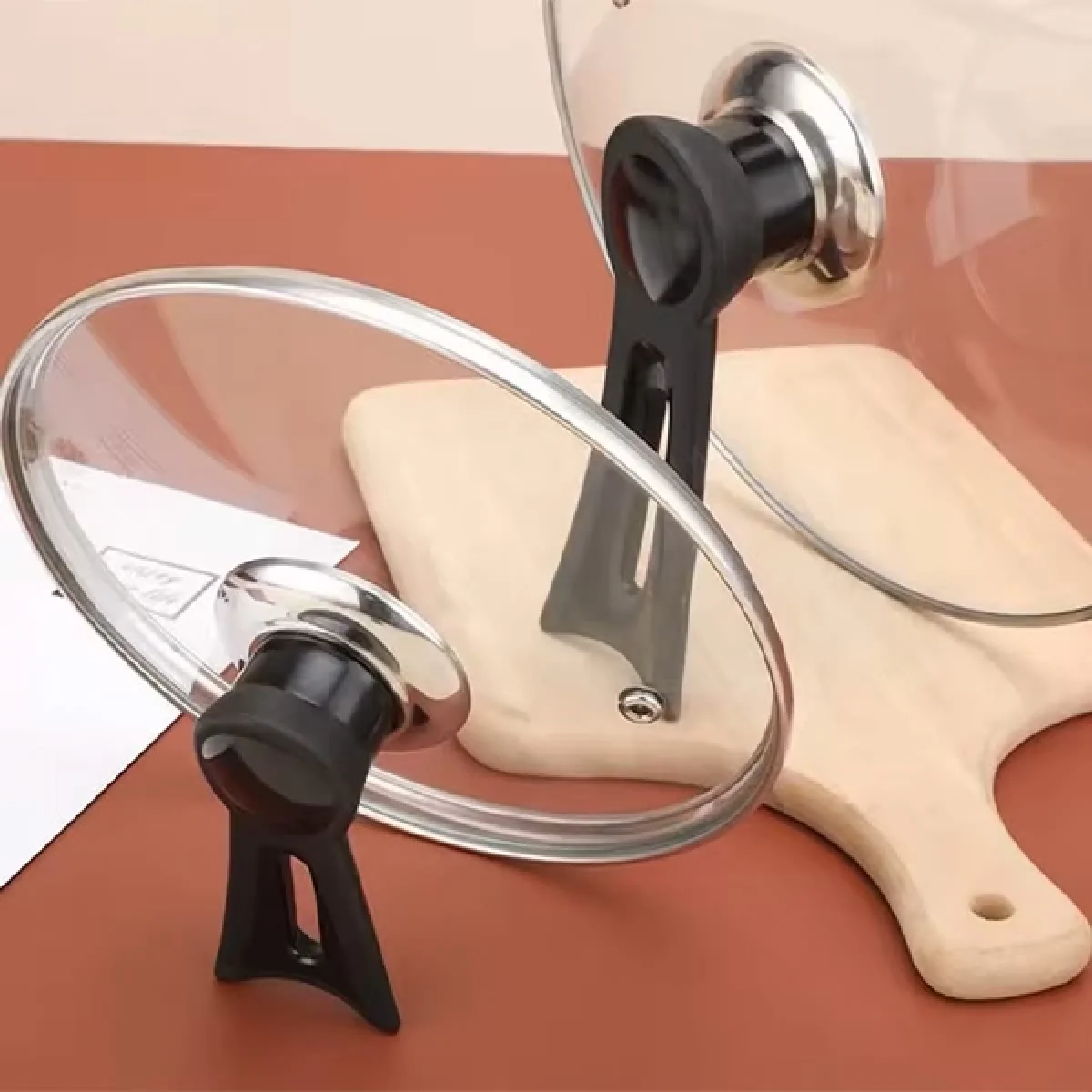 Dikey Tasarımlı Tencere Kapağı Kolu Siyah