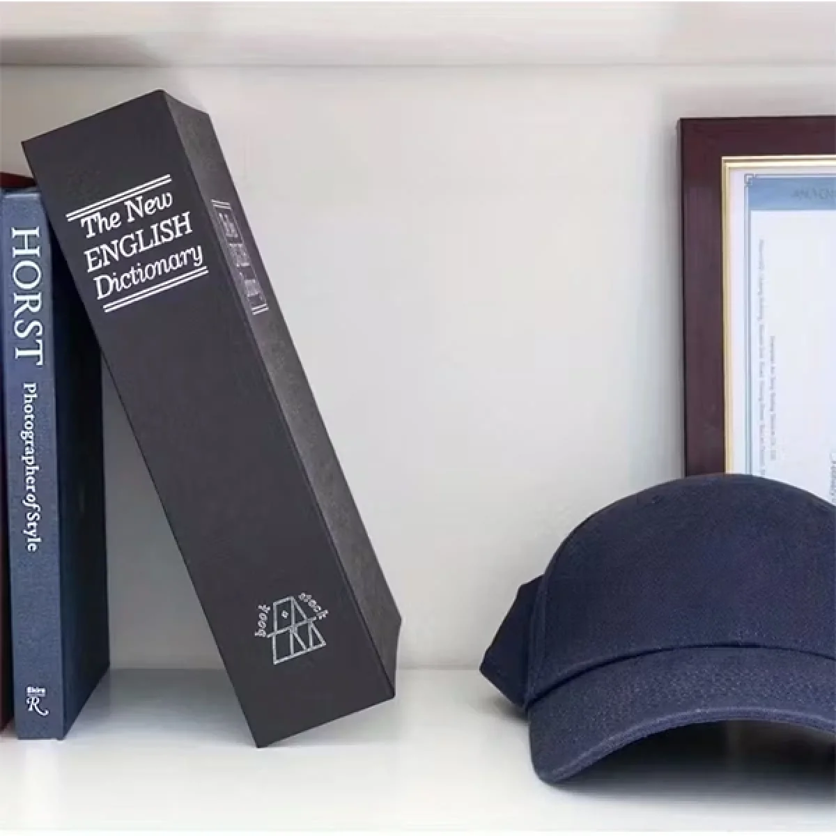 Kitap Görünümlü Gizli Kasa Metal Kilitli Güvenlik Kutusu Para Takı Saklama Kutusu