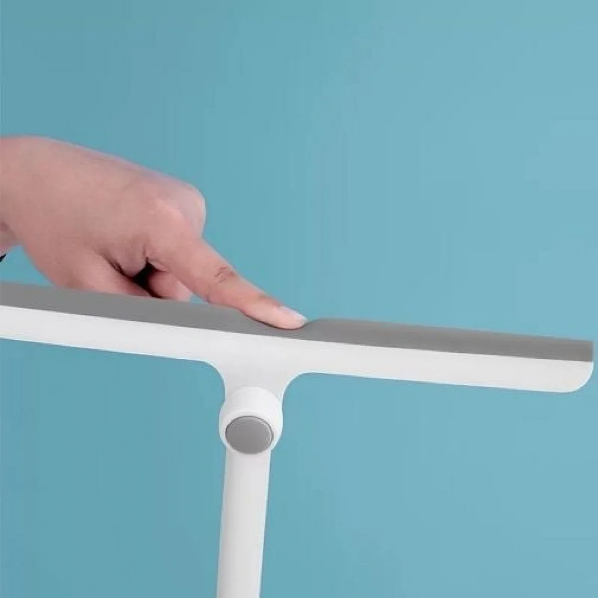 Katlanabilir Çekçekli Camsil Cam Silme Aparatı