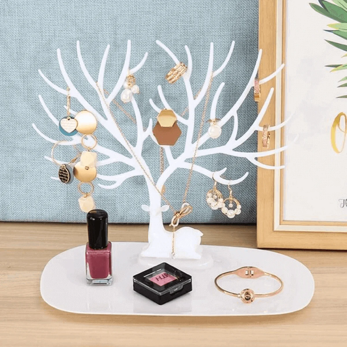 Geyik Tasarımlı Takı Mücevher Standı Beyaz