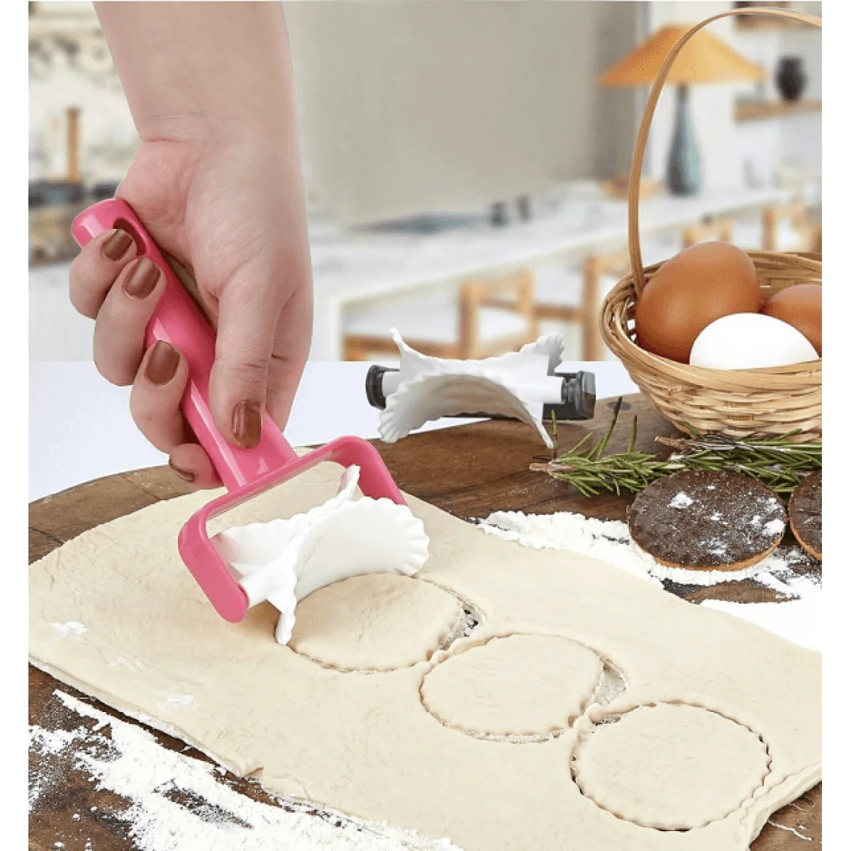 Yuvarlak Tırtıklı Hamur Kesici Rulet