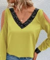 Kadın Uzun Kollu V Yakalı Omuzlardan Açık Sandy Bluz