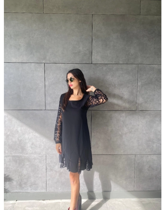 Kadın Uzun Kollu Yuvarlak Yaka Kol Ve Etek Ucu Dantelli Kısa Ithal Krep Elbise