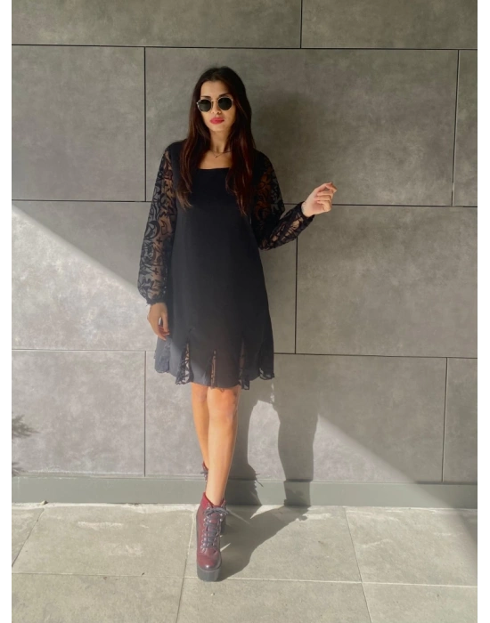 Kadın Uzun Kollu Yuvarlak Yaka Kol Ve Etek Ucu Dantelli Kısa Ithal Krep Elbise