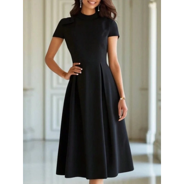 Kadın Kısa Kollu Yarı Balıkçı Yaka Pileli Janjan Krep Midi Elbise