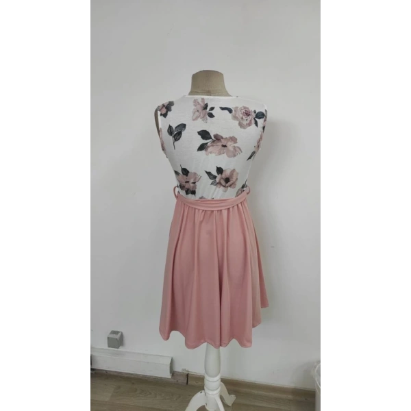 Kadın Sıfır Kollu V Yakalı çiçek Baskılı Beli Kuşaklı Dalgıç Elbise