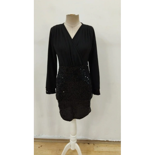 Kadın Uzun Kollu Kruvaze Yakalı üst Ithal Krep Alt Pulpayetli Mini Ithal Krep Elbise