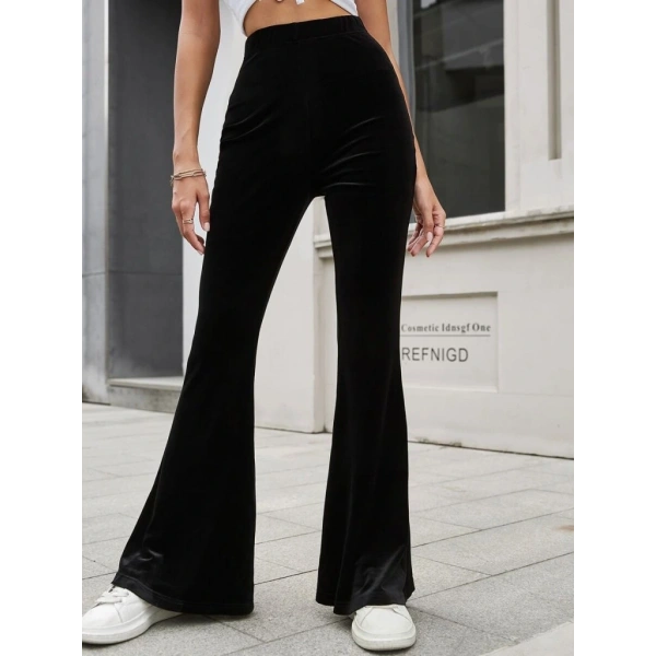Kadın Yüksek Bel Paçaya Doğru Genişleyen Kadife Pantolon