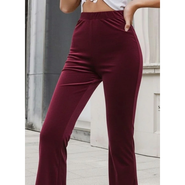 Kadın Yüksek Bel Paçaya Doğru Genişleyen Kadife Pantolon