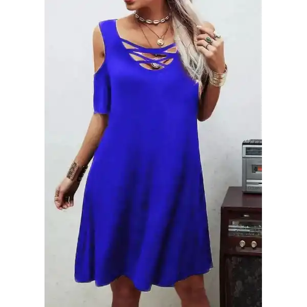 Dekolteli Bağcık Detay Viskon Kumaş Elbise