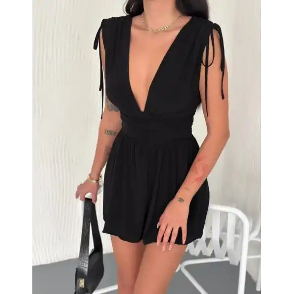 Derin V Yaka Etek Görünümlü Şortlu Elbise Drapeli Mini Yazlık - Siyah