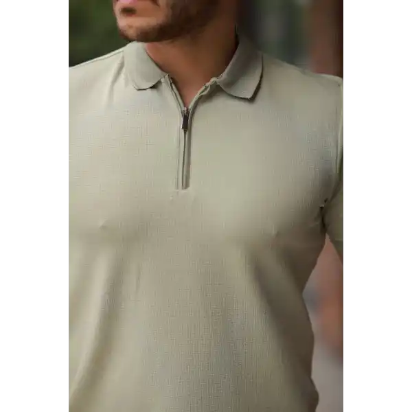 Erkek Fermuarlı Yaka Kısa Kollu Tişört