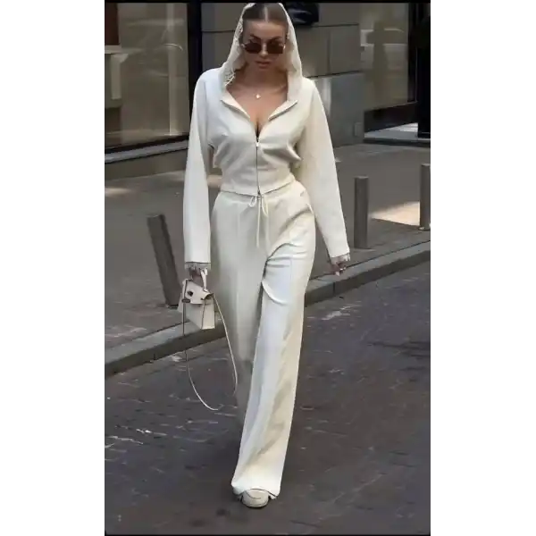 Kadın Dantel Işlemeli Kapüşon Detay Hırka Ve Ispanyol Paça Pantolon Ikili Takım