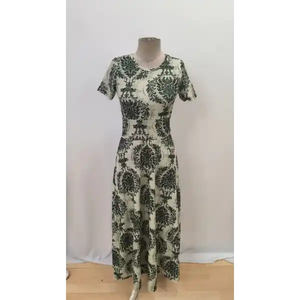 Kadın Kısa Kollu Bisiklet Yaka Puantiyeli Maksi örme Krep Elbise