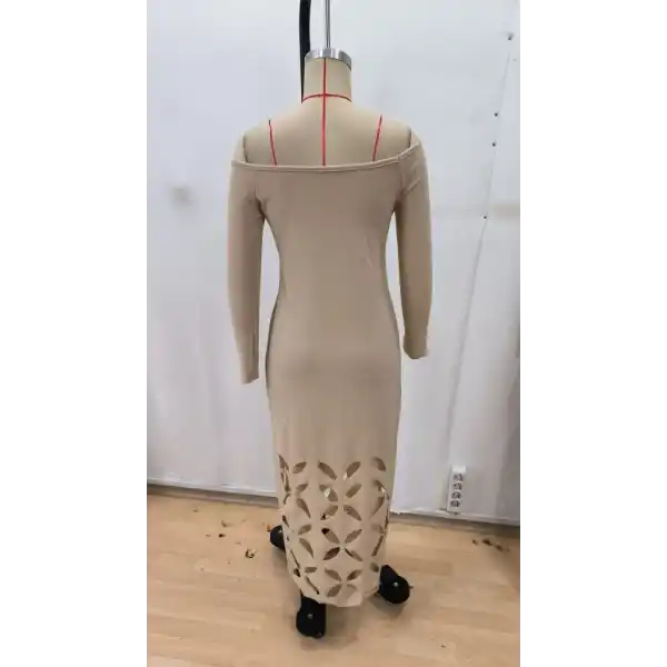 Kadın Madonna Yaka Uzun Kollu Lazer çiçek Kesim Detaylı Uzun Ithal Krep Elbise